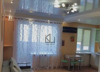 Продам 1-комнатную квартиру, 32 м2, Челябинск, улица Василевского, 81, Ленинский район