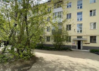 Продаю 2-комнатную квартиру, 44.7 м2, Екатеринбург, Коуровская улица, 26, метро Уральская