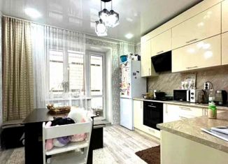 Продаю 2-комнатную квартиру, 64 м2, Краснодар, улица Автолюбителей, 52/5, микрорайон Гидрострой