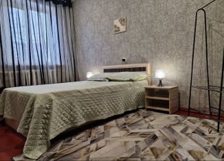 Сдаю трехкомнатную квартиру, 63 м2, Мурманская область, улица Сафонова, 10