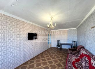 Продаю двухкомнатную квартиру, 54 м2, Дербент, улица 345-й Дагестанской Стрелковой Дивизии, 8Б