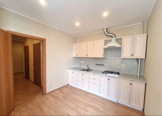 Сдается в аренду двухкомнатная квартира, 56.7 м2, деревня Мокшино, Полевая улица, 7