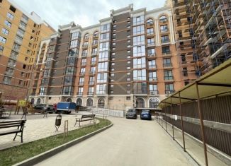 Продается двухкомнатная квартира, 69 м2, Пятигорск, улица Козлова, 18