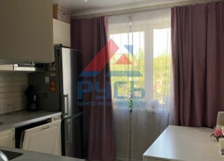 Продаю 4-комнатную квартиру, 84 м2, Челябинск, Пекинская улица, 19А