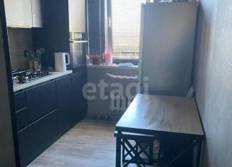 Продам 4-комнатную квартиру, 61 м2, Кыштым, улица Калинина, 197