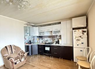 Продаю 1-комнатную квартиру, 48.5 м2, Коряжма, улица имени А.Г. Глейха, 18А