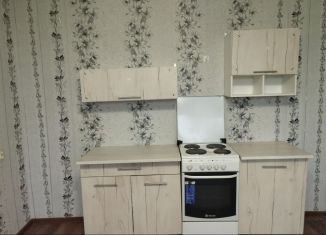 Сдам в аренду комнату, 18 м2, Старый Оскол, улица Калинина, 1/4