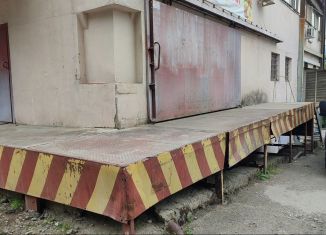 Сдается в аренду складское помещение, 1000 м2, Крым, улица Умельцев, 2