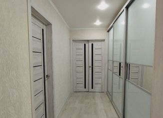 Продажа 2-комнатной квартиры, 58 м2, Азнакаево, Юбилейная улица, 6