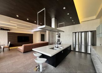 Сдается в аренду многокомнатная квартира, 430 м2, Санкт-Петербург, Кемская улица, 1, Петроградский район