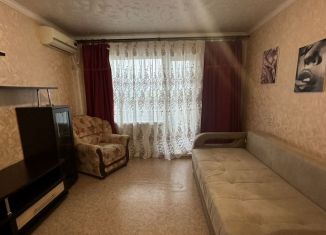 Продам 1-ком. квартиру, 29 м2, Биробиджан, Осенняя улица, 19