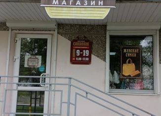 Продам торговую площадь, 72 м2, Ирбит, Советская улица, 55