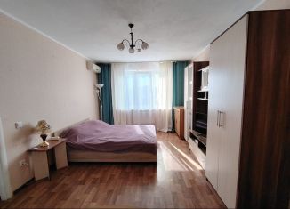 Продам однокомнатную квартиру, 37.4 м2, Геленджик, улица Маршала Жукова, 1к2