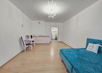 Квартира на продажу студия, 30.6 м2, Тюмень, улица Дмитрия Менделеева, 2к2, ЖК Кристалл