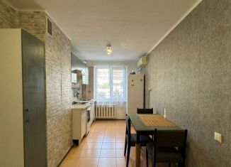 Продам четырехкомнатную квартиру, 75 м2, Краснодар, Школьная улица, 13/2, Школьный микрорайон