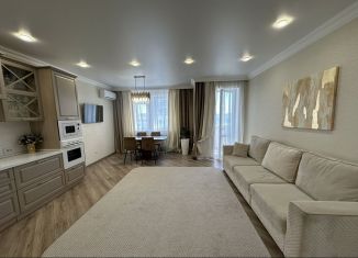 Продается трехкомнатная квартира, 120 м2, Казань, улица Калинина, 60