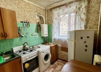 Сдается однокомнатная квартира, 30 м2, Балашов, улица Энтузиастов, 32А