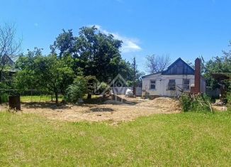 Дом на продажу, 42.8 м2, поселок городского типа Ильский, Центральная площадь