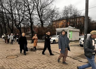 Сдается в аренду торговая площадь, 12 м2, Санкт-Петербург, Загородный проспект, 45В, Адмиралтейский район