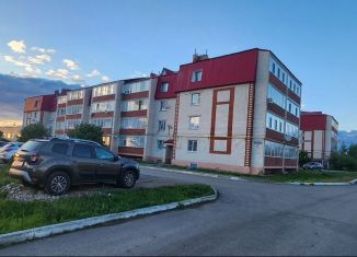Продажа 2-ком. квартиры, 50 м2, Нурлат, Ленинградская улица, 3А