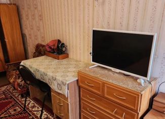 Сдается в аренду 3-ком. квартира, 74 м2, поселок Котельский, посёлок Котельский, 12