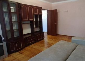 Сдам однокомнатную квартиру, 40 м2, Майкоп, улица К.А. Васильева, 2к3