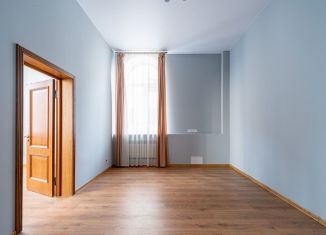 Продается 3-комнатная квартира, 78.6 м2, Санкт-Петербург, проспект Стачек, 160, муниципальный округ Дачное