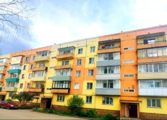 Сдам в аренду 1-ком. квартиру, 40 м2, Полысаево, улица Шукшина, 27