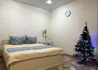 Сдам в аренду 1-комнатную квартиру, 40 м2, Тюмень, Харьковская улица, 68, Ленинский округ