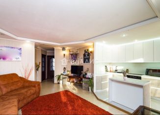 Продам 2-ком. квартиру, 66.3 м2, Тобольск, 7-й микрорайон, 7