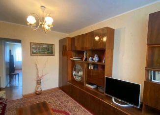 Продаю пятикомнатную квартиру, 44.7 м2, Кингисепп, Большая Советская улица, 15