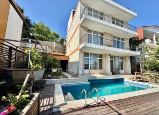 Продается дом, 385 м2, Ялта, улица Мицко