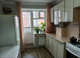 Продаю 2-комнатную квартиру, 57.3 м2, Цивильск, улица Димитриева, 7