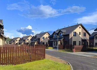 Продам таунхаус, 120 м2, деревня Вартемяги, улица Авиаторов, 1