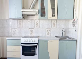 Сдаю в аренду 3-комнатную квартиру, 73.3 м2, Луга, Ленинградское шоссе, 6А