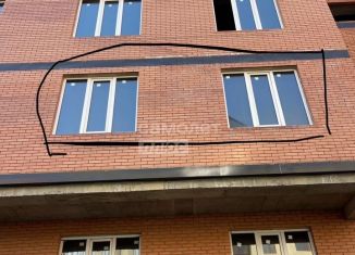 Продажа 1-ком. квартиры, 52.7 м2, Буйнакск, улица Имама Гази-Магомеда, 8