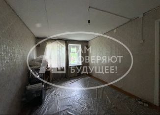 Продам 2-комнатную квартиру, 49.5 м2, Чайковский, улица Ленина, 81