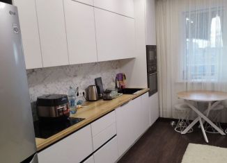 Продается 2-комнатная квартира, 52 м2, Белово, 3-й микрорайон, 81