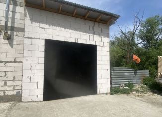 Продаю гараж, 30 м2, Курск, улица Павлуновского