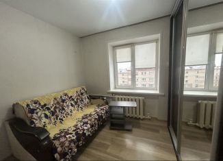 Сдается в аренду квартира студия, 15 м2, Чебоксары, улица Декабристов, 14к1