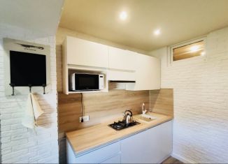 Сдам 1-ком. квартиру, 32 м2, Сочи, улица Ульянова, 116, микрорайон Черемушки