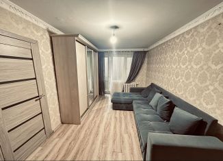 Сдаю в аренду однокомнатную квартиру, 31 м2, Грозный, улица Л.И. Яшина, 30, 4-й микрорайон