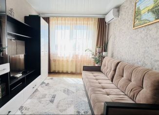 Продается 2-ком. квартира, 43.8 м2, посёлок Берёзовый, улица имени А.Н. Лодыгина, 1