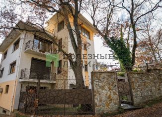 Дом на продажу, 300 м2, посёлок городского типа Ливадия, улица Батурина