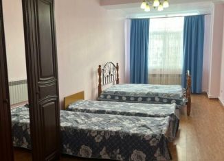 Продается 2-ком. квартира, 96 м2, Дербент, улица имени Надыра Эмиргамзаева, 35