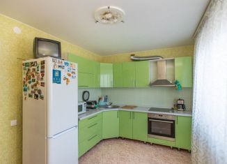 Продам 2-ком. квартиру, 67.6 м2, Тюмень, улица Избышева, 6, ЖК Нефтяник