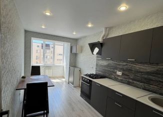 Продажа 1-ком. квартиры, 44 м2, Саратов, улица имени А.С. Трынина, 4, ЖК Авиатор