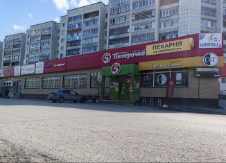 Сдается торговая площадь, 5 м2, Тюмень, улица Щербакова, 112/2