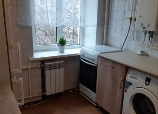 Продаю 1-ком. квартиру, 32 м2, Таганрог, улица Пальмиро Тольятти, 14