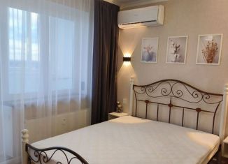 Аренда однокомнатной квартиры, 42 м2, Тюмень, улица Монтажников, 40, ЖК Пятый квартал